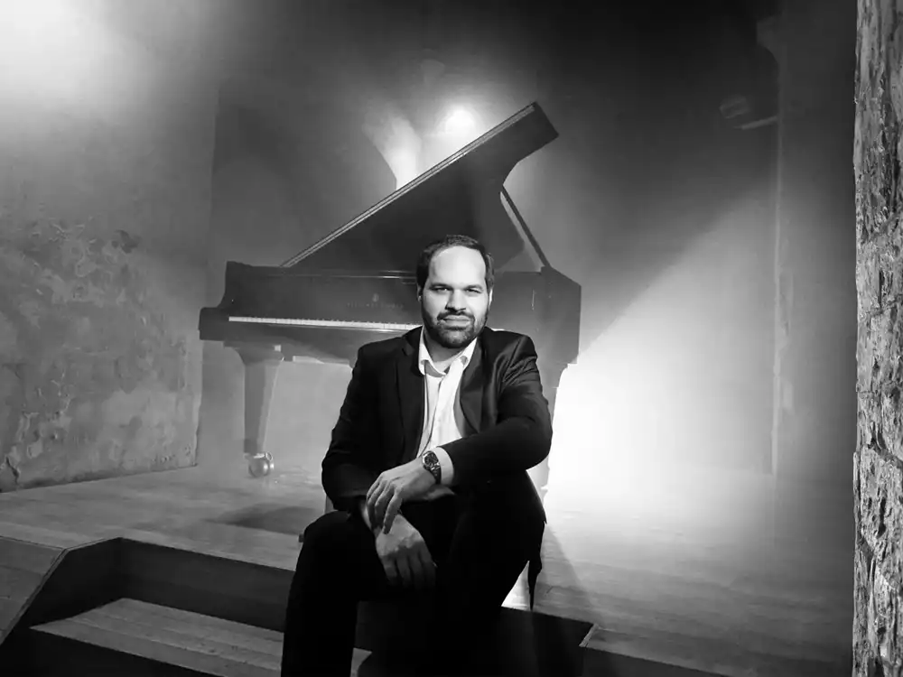 Jan Bartoš - Klavírní recitál - preview image